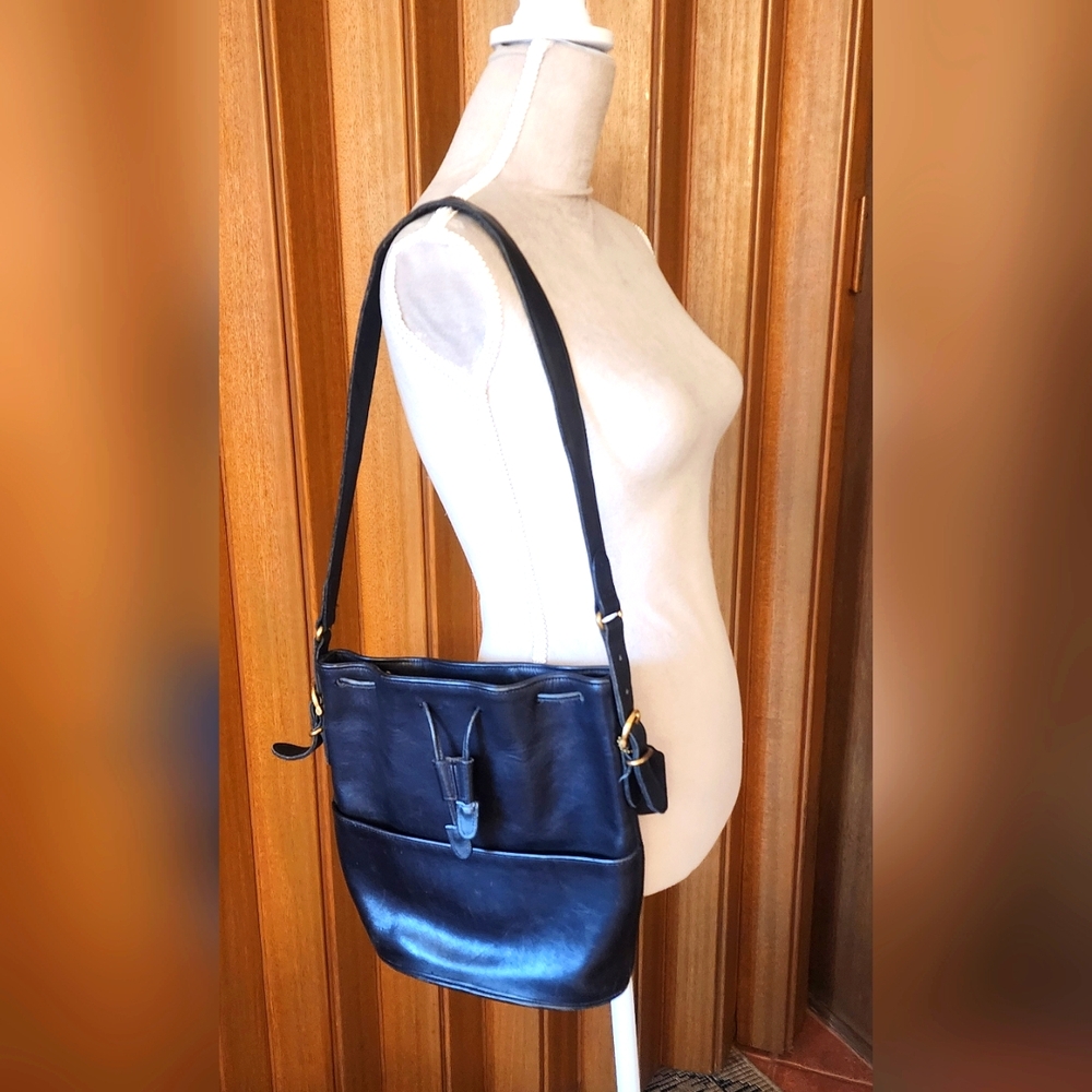 Vintage Coach Bucket Bag
